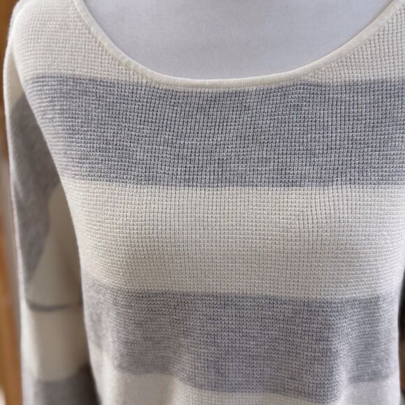 Cyrus Gray White Striped Crew‎ Neck Summer Sweater Size XL Lightweight NWT - Picture 11 of 12
